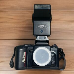 Nikon N4004 AF 35mm Film Camera 35-70mm Lens - Untested - For Parts / Repair